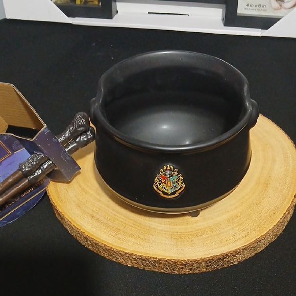 New! Harry Potter Ramen Bowl Chopsticks Set - Picture 9 of 13